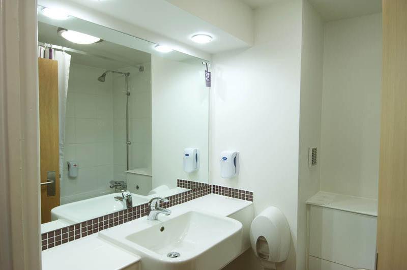Premier Inn Stroud Stroud  Buitenkant foto