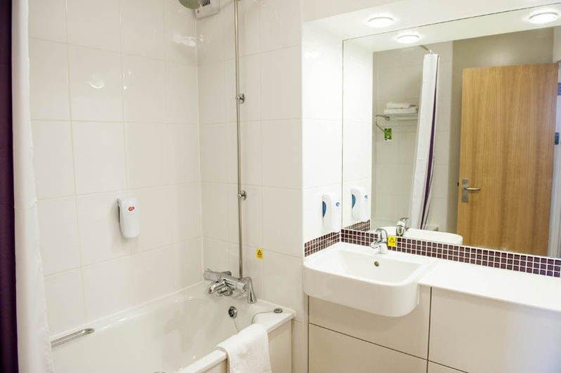 Premier Inn Stroud Stroud  Buitenkant foto
